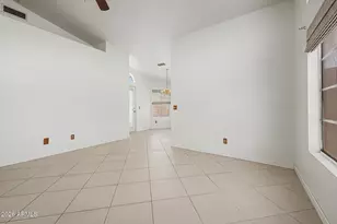 6836 S 18th St, Phoenix, AZ 85042 - Photo 5