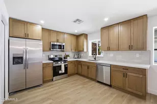 11834 N 49th Ave, Glendale, AZ 85304 - Photo 13