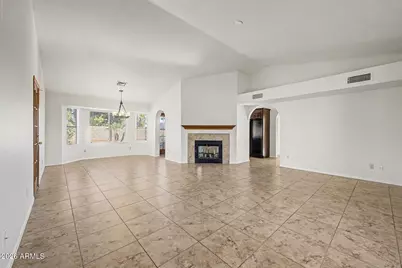 807 E Aire Libre Avenue, Phoenix, AZ 85022 - Photo 7