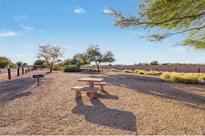 807 E Aire Libre Avenue, Phoenix, AZ 85022 - Photo 35