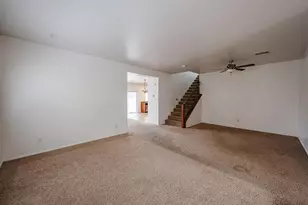 12039 W Leather Ln, Peoria, AZ 85383 - Photo 3