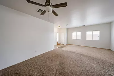 12039 W Leather Lane, Peoria, AZ 85383 - Photo 7