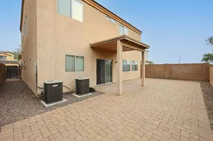 12039 W Leather Ln, Peoria, AZ 85383 - Photo 37