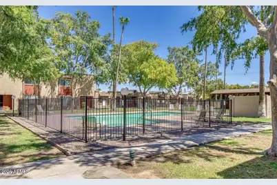 8303 E Thomas Road, Scottsdale, AZ 85251 - Photo 7
