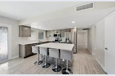 10020 N 52nd Drive, Glendale, AZ 85302 - Photo 11