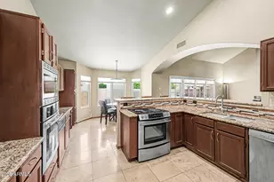 4113 E Glenhaven Dr, Phoenix, AZ 85048 - Photo 27