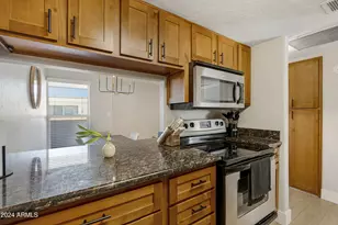 3619 E Monterosa St, Phoenix, AZ 85018 - Photo 11
