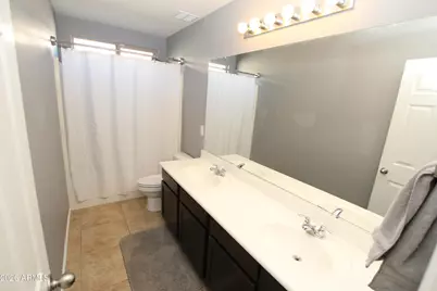 7621 W Peck Drive, Glendale, AZ 85303 - Photo 33