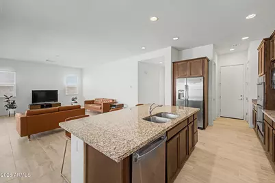1122 E Monte Way, Phoenix, AZ 85042 - Photo 13