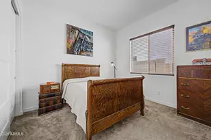 1122 E Monte Wy, Phoenix, AZ 85042 - Photo 31