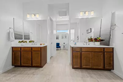 1122 E Monte Way, Phoenix, AZ 85042 - Photo 21