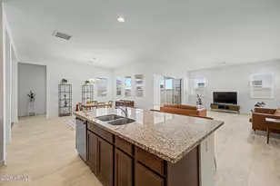1122 E Monte Wy, Phoenix, AZ 85042 - Photo 11