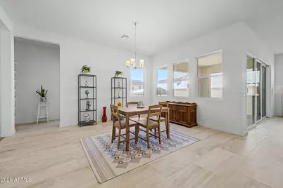 1122 E Monte Way, Phoenix, AZ 85042 - Photo 15