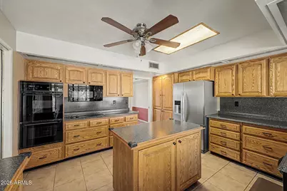 9326 W Cedar Hill Circle N, Sun City, AZ 85351 - Photo 17