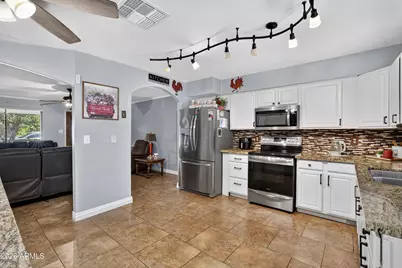 4832 N 63rd Drive, Phoenix, AZ 85033 - Photo 17