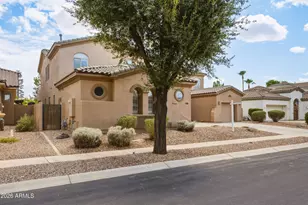 4615 E Carriage Ct, Gilbert, AZ 85297 - Photo 9