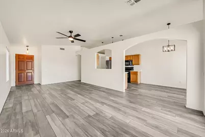145 W Merrill Court, Gilbert, AZ 85233 - Photo 5