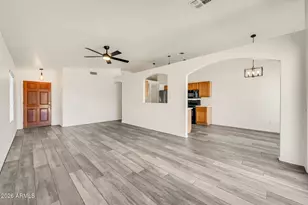 145 W Merrill Ct, Gilbert, AZ 85233 - Photo 5