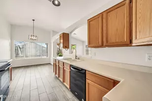 145 W Merrill Ct, Gilbert, AZ 85233 - Photo 15