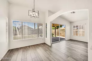 145 W Merrill Ct, Gilbert, AZ 85233 - Photo 9
