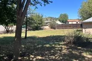 18386 S Pioneer Ave, Peeples Valley, AZ 86332 - Photo 15