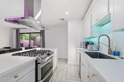8426 E Sheridan Street, Scottsdale, AZ 85257 - Photo 35