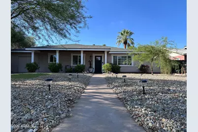 404 E Palm Street, Litchfield Park, AZ 85340 - Photo 1