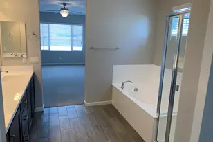 715 N Sparrow Dr, Gilbert, AZ 85234 - Photo 21