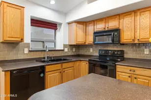935 W Gascon Rd, San Tan Valley, AZ 85143 - Photo 21