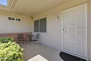 10869 W Clair Dr, Sun City, AZ 85351 - Photo 5