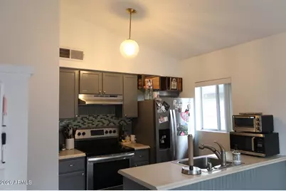 27 W Concorda Drive #103, Tempe, AZ 85282 - Photo 5