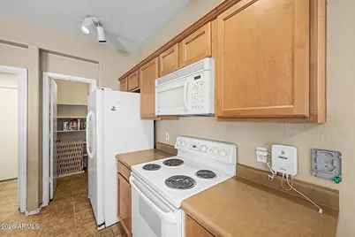 2986 E Silverbell Road, San Tan Valley, AZ 85143 - Photo 13