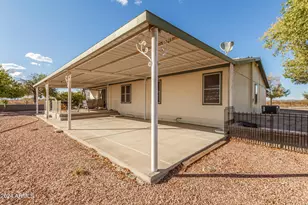 35203 W Indian School Rd, Tonopah, AZ 85354 - Photo 29