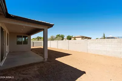 15656 W Mercer Lane, Surprise, AZ 85379 - Photo 27