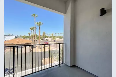 3215 E Flower Street #9, Phoenix, AZ 85018 - Photo 23