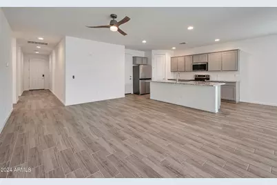 9326 E Static Avenue, Mesa, AZ 85212 - Photo 7