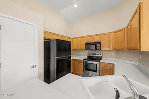 8151 W Tonto Ln, Peoria, AZ 85382 - Photo 15