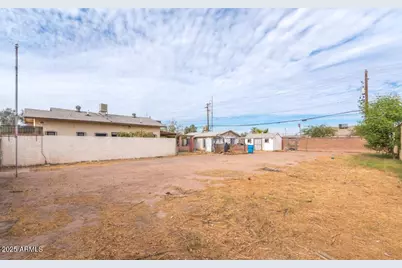 1714 W Hadley Street #21, Phoenix, AZ 85007 - Photo 1