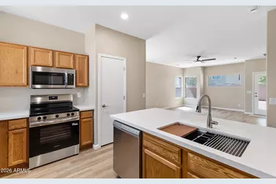 16841 W Cottonwood Street, Surprise, AZ 85388 - Photo 15