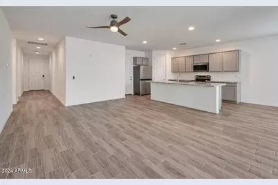 9326 E Static Avenue, Mesa, AZ 85212 - Photo 7