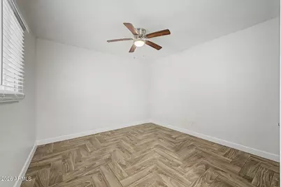 6521 W Turney Avenue, Phoenix, AZ 85033 - Photo 29