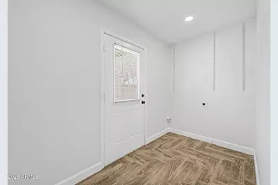 6521 W Turney Avenue, Phoenix, AZ 85033 - Photo 27