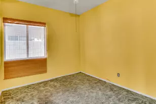 1331 E Apollo Rd, Phoenix, AZ 85042 - Photo 17