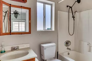 1331 E Apollo Rd, Phoenix, AZ 85042 - Photo 23