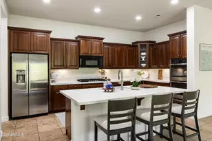 9260 E Desert Village Dr, Scottsdale, AZ 85255 - Photo 9