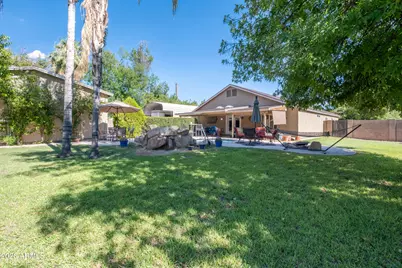 2242 W Hayward Avenue, Phoenix, AZ 85021 - Photo 19