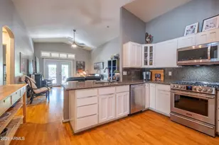 2242 W Hayward Ave, Phoenix, AZ 85021 - Photo 9