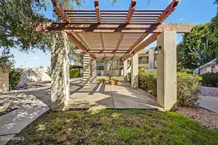 1017 E Maryland Ave, Phoenix, AZ 85014 - Photo 27