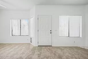 1017 E Maryland Ave, Phoenix, AZ 85014 - Photo 7