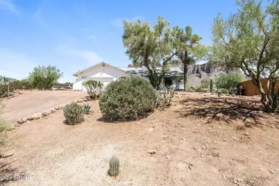 3961 N Val Vista Road, Apache Junction, AZ 85119 - Photo 1